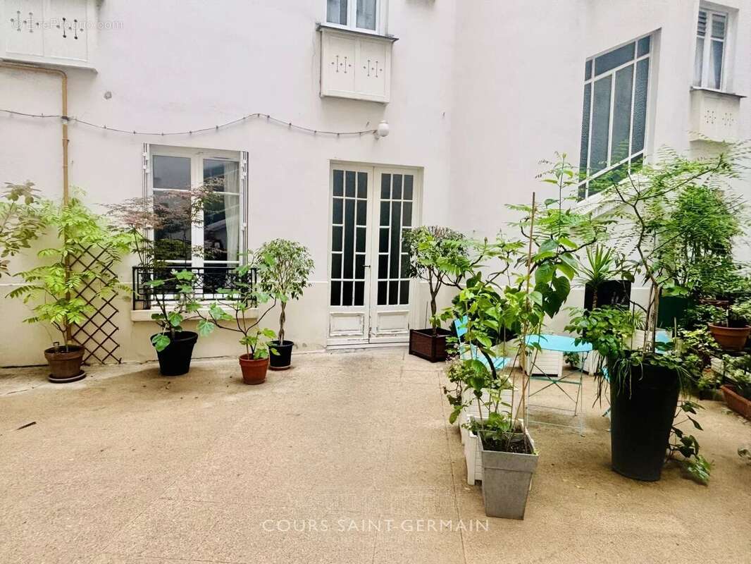 Paris 18ᵉ – Montmartre – Charmant 2 pièces au cœur d'un environnement exceptionnel - photo 8