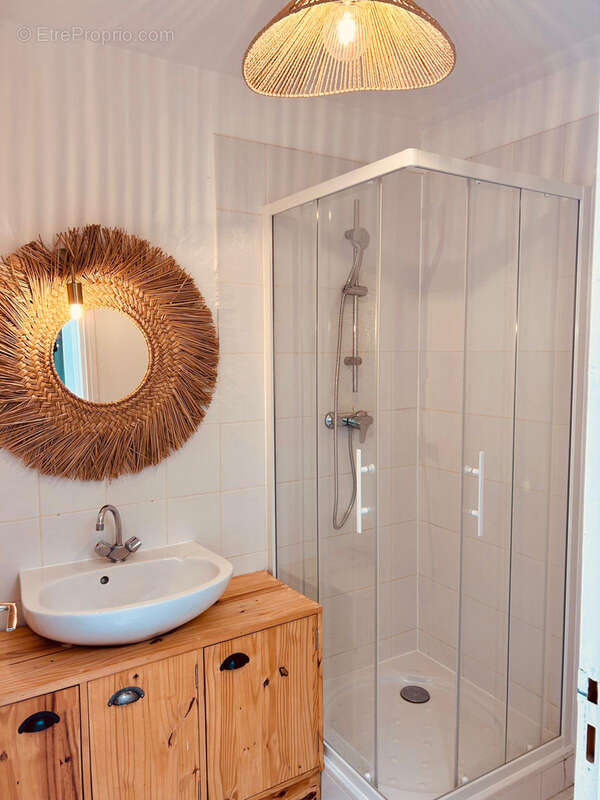 Appartement à SAINT-MARTIN-DES-ENTREES