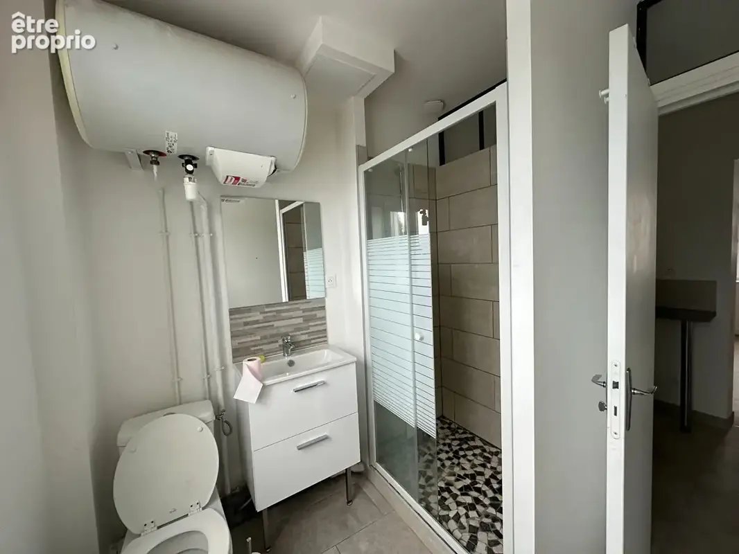OPPORTUNITÉ INVESTISSEURS - Immeuble / Maison atypique à fort potentiel - photo 8