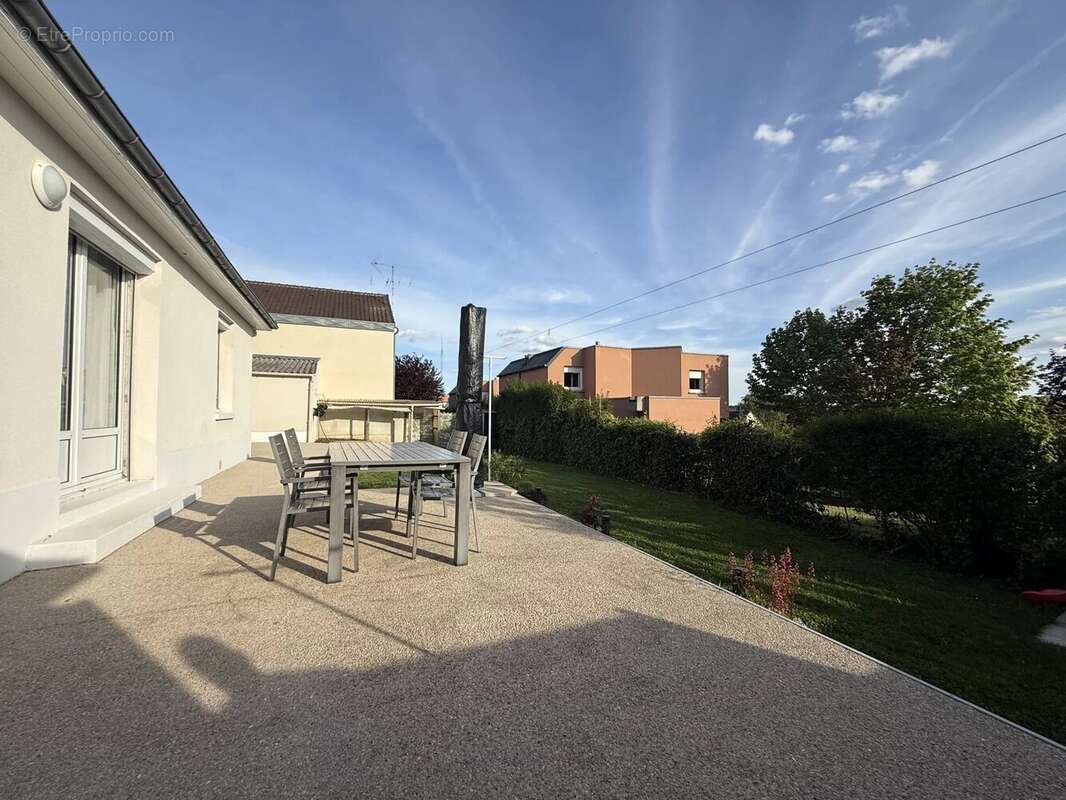 Maison à CHELLES