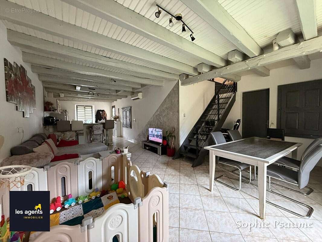 Maison à COLOMBEY-LES-BELLES