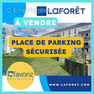 Parking à FOUGERES