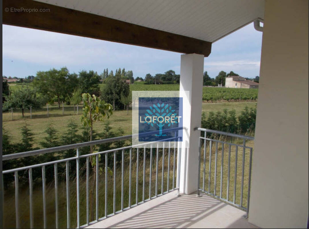 Appartement à BLAYE