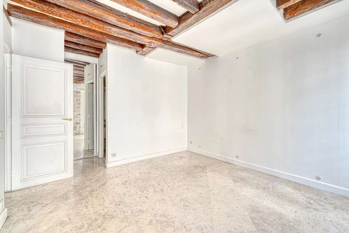 Appartement à PARIS-5E