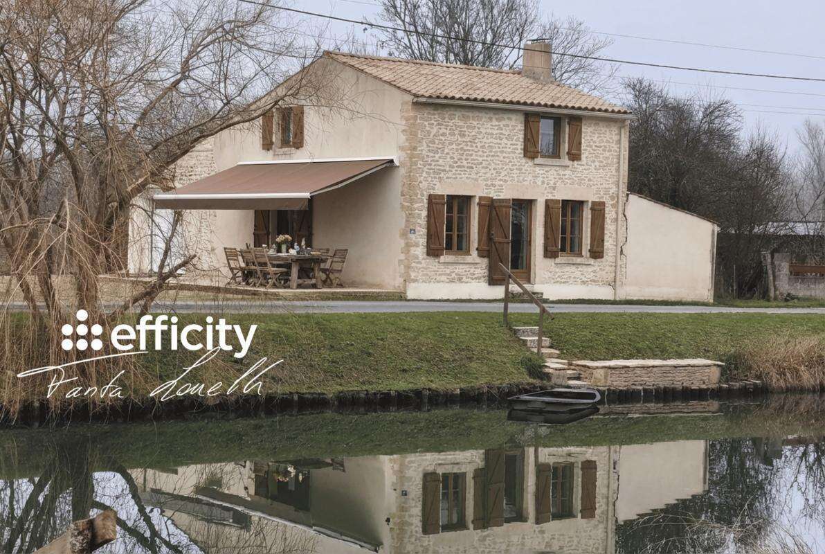 Maison à DAMVIX