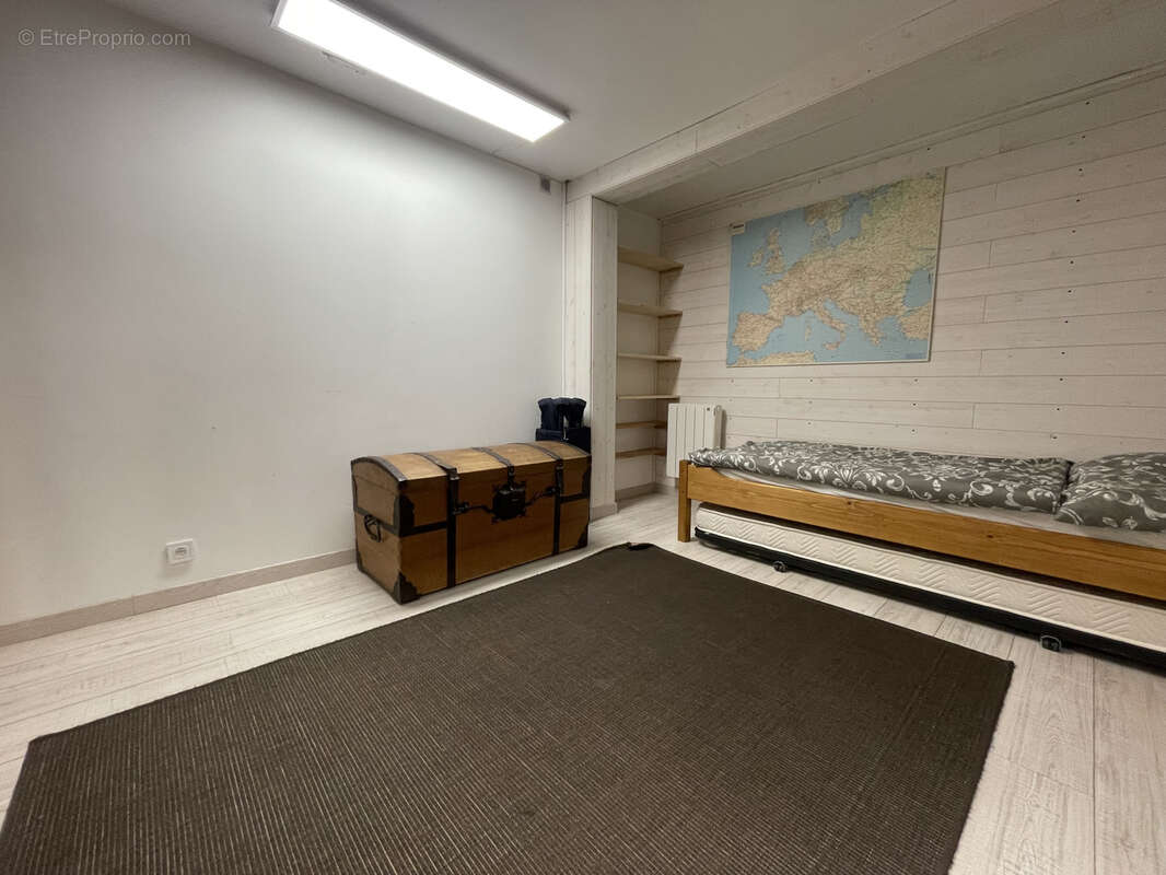 Appartement à MORILLON