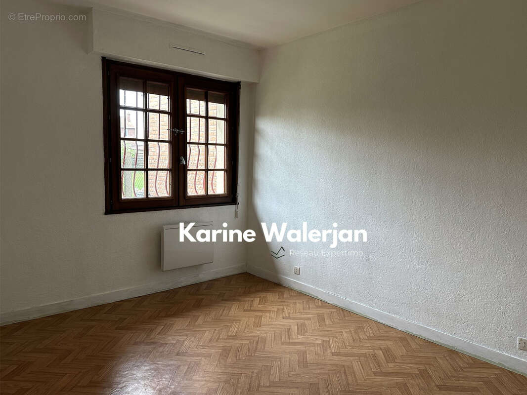 Maison à COURRIERES