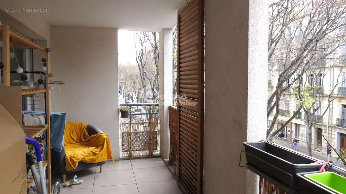 Appartement à MARSEILLE-5E