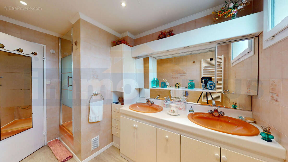 Appartement à BOIS-D'ARCY