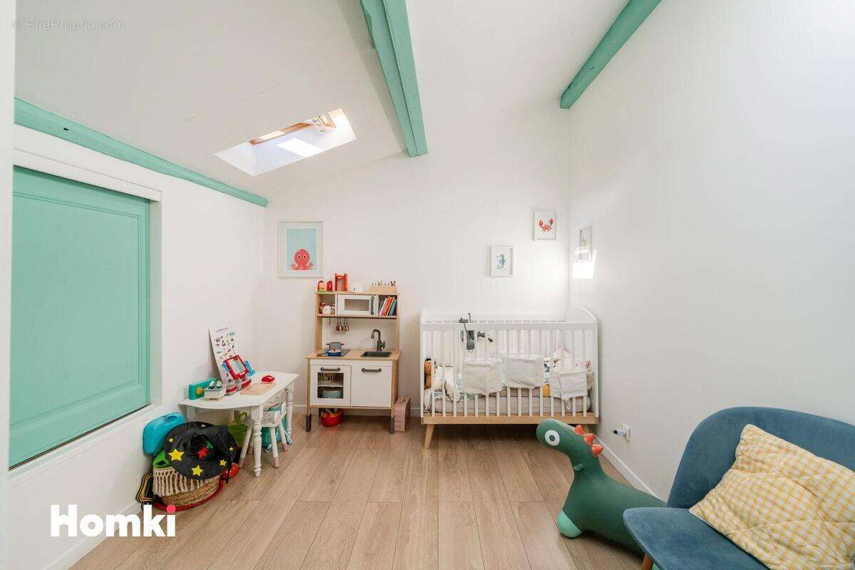 Appartement à MARSEILLE-6E