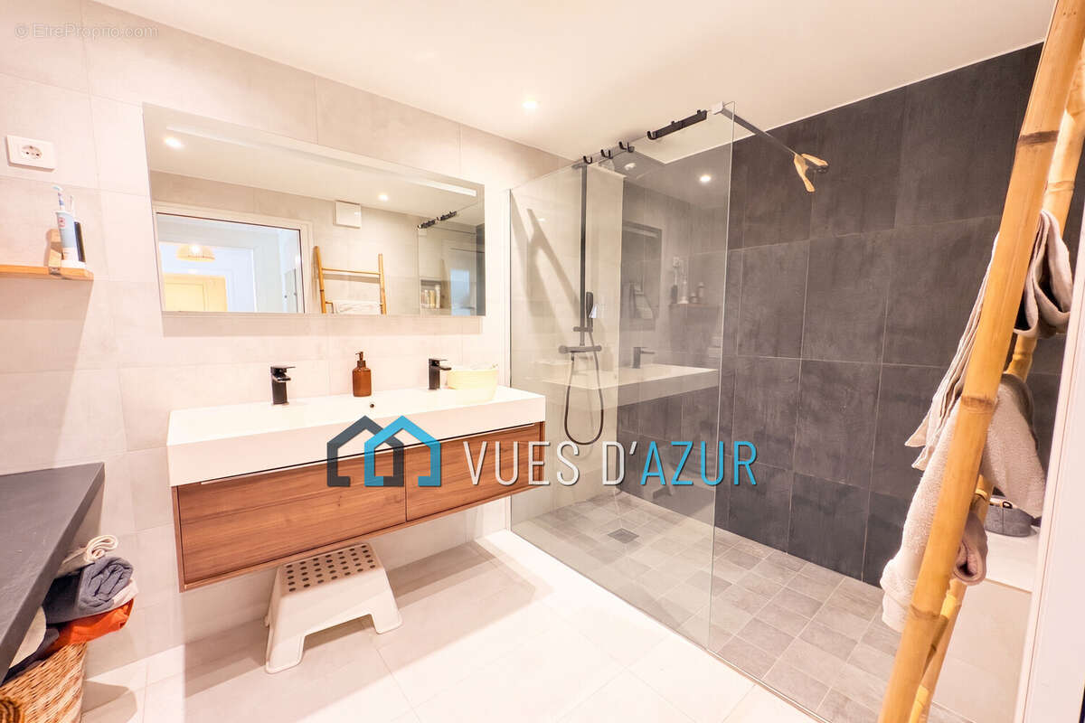 Appartement 79 m² à Antibes  - photo 8