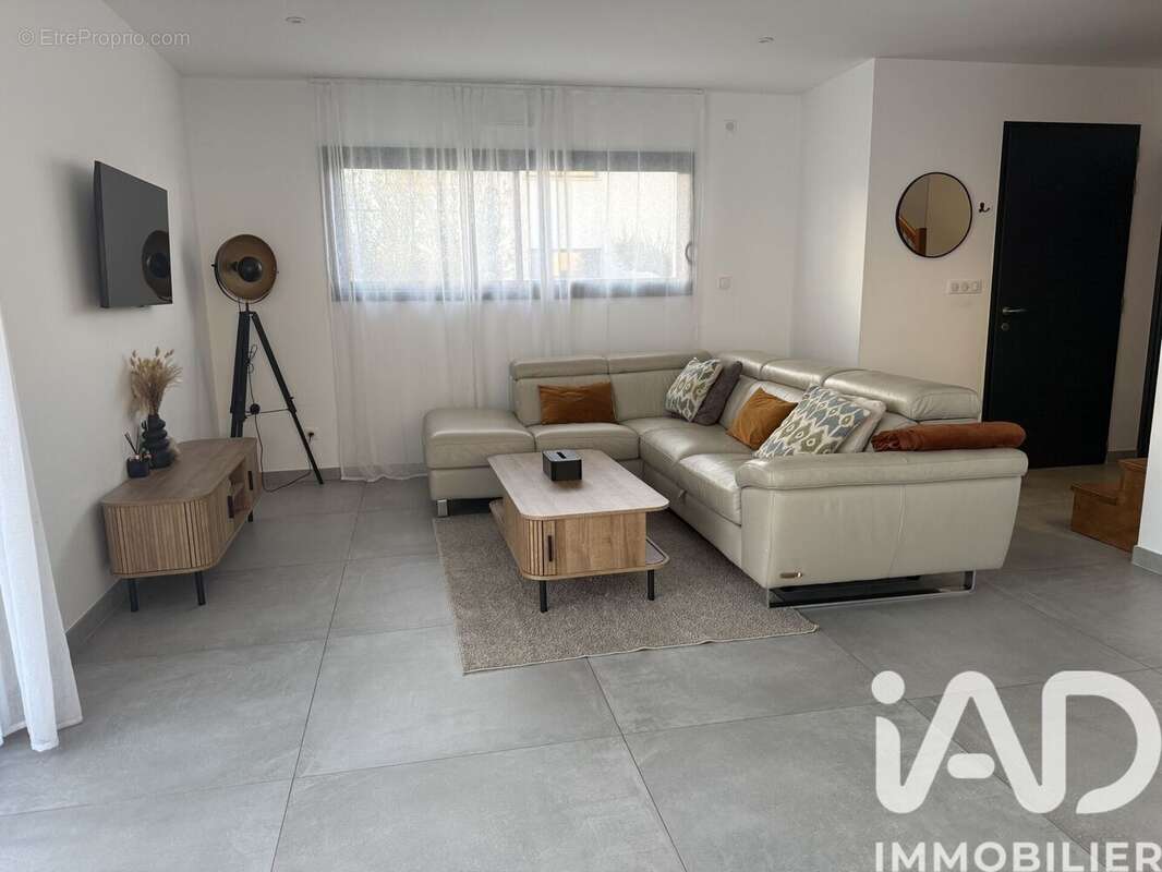 Photo 8 - Maison à LE PLESSIS-GRAMMOIRE