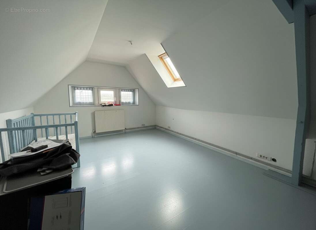Maison 126 m² à Guise  - photo 9