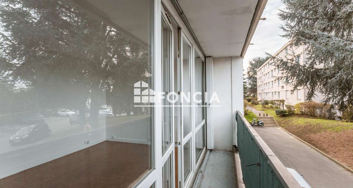 Appartement à MORANGIS