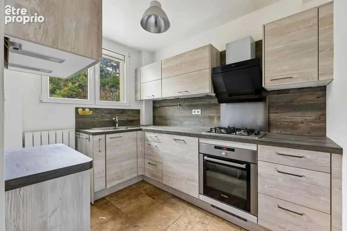 Viroflay, charmant appartement de 66m2 - 3P - 2CH - loggia - box et cave - photo 6