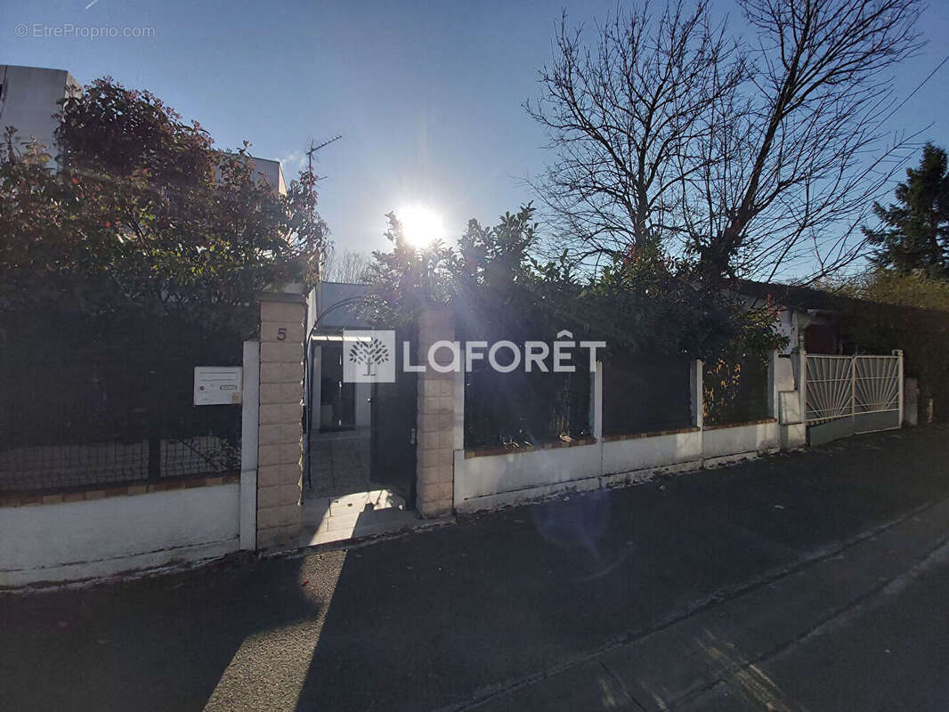 BONDY secteur Collège Pierre et Marie Curie - photo 6