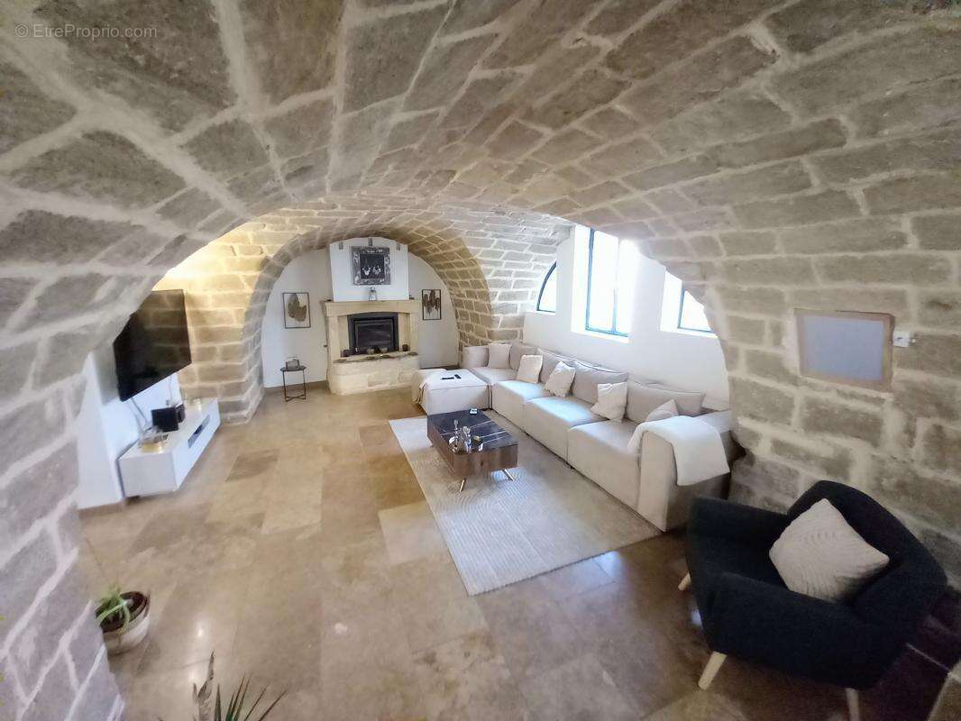 Appartement à SAINT-ANDRE-DE-SANGONIS