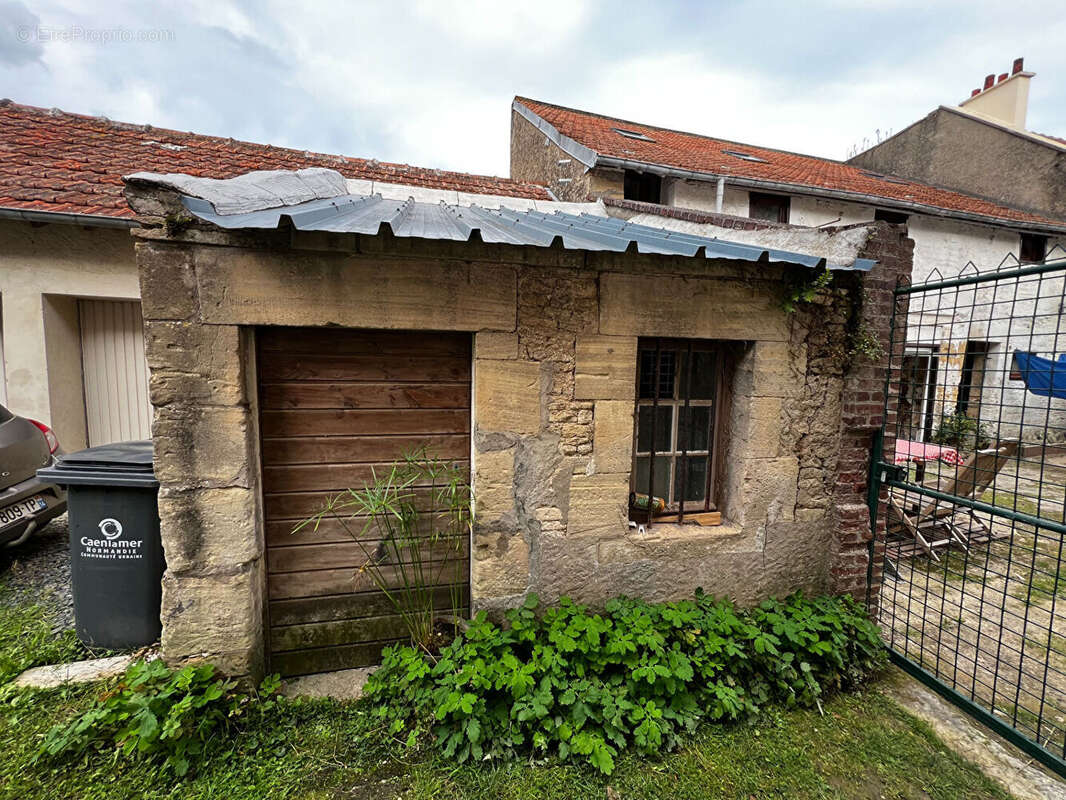 Maison à LION-SUR-MER