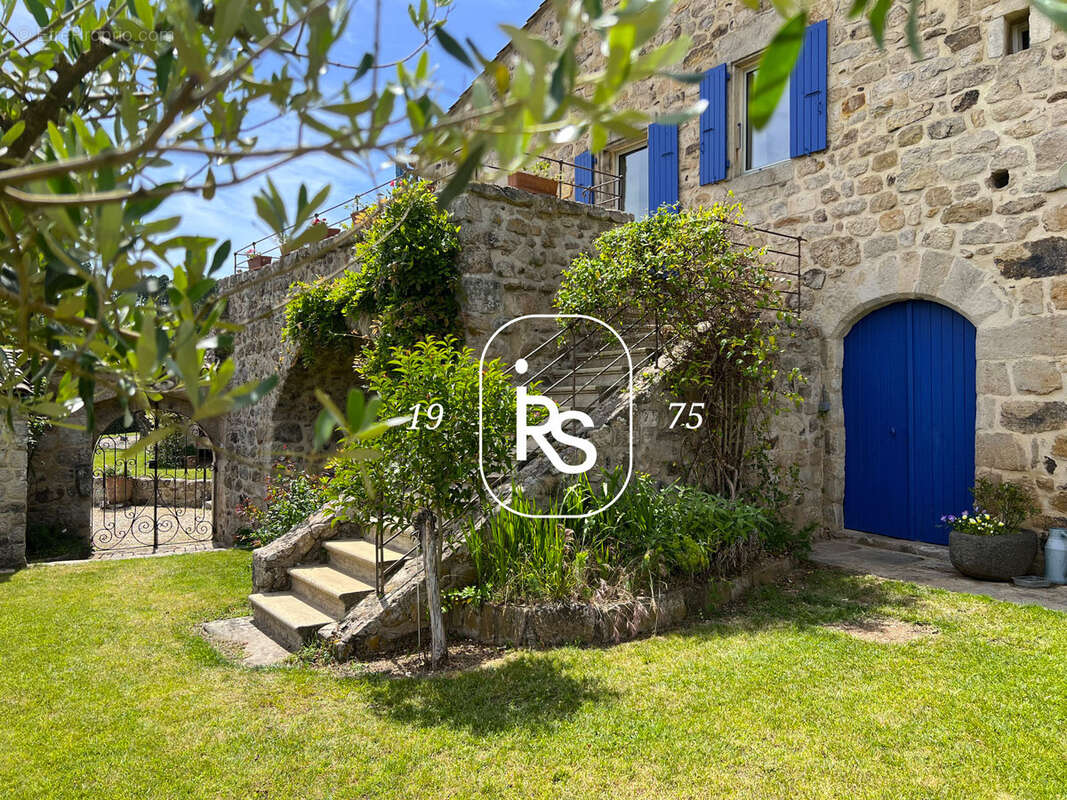 Maison à JOYEUSE