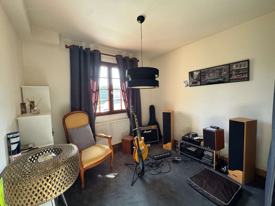 Maison à MARDIE
