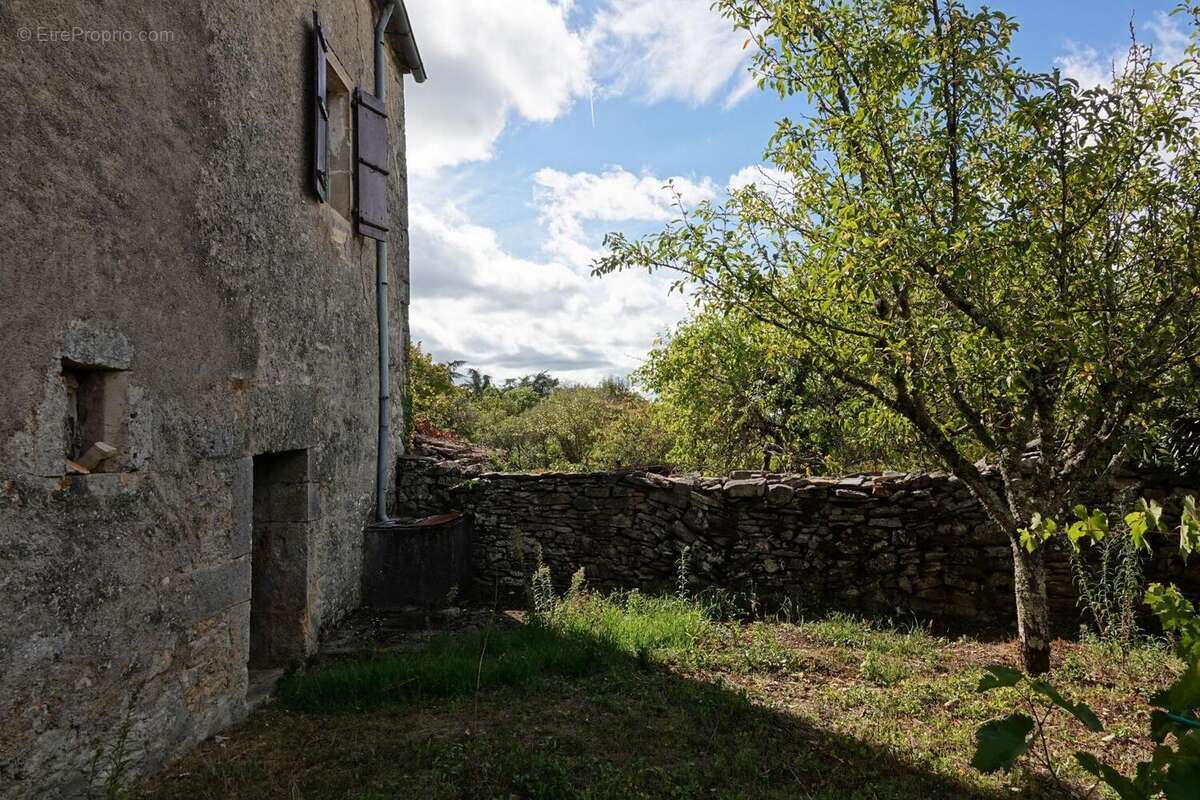 Maison 48 m² à Saint-Jean-De-Laur  - photo 6