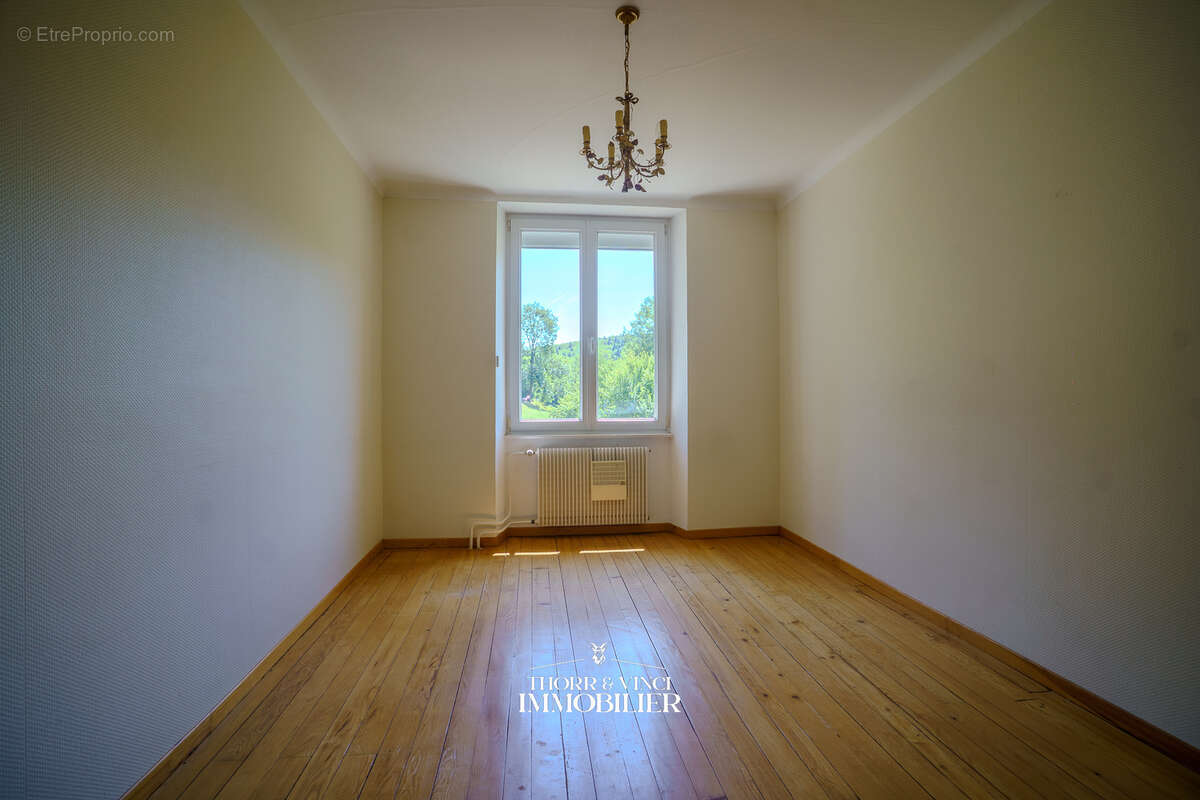 Maison 8 pièces - 206m2 - Terrain 50 ares - Grange 480m2 - Bendorf - photo 18
