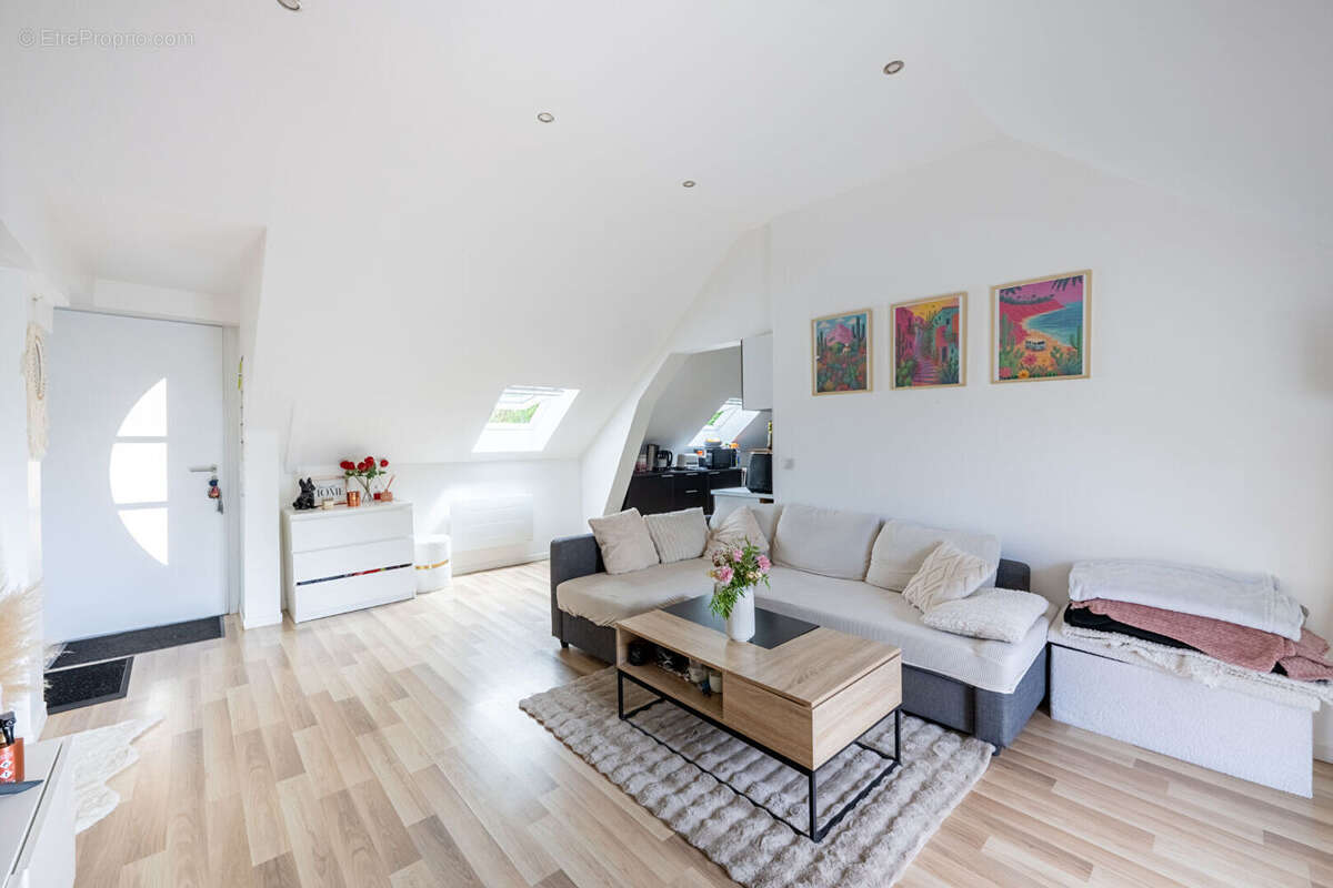 Appartement à SERAINCOURT