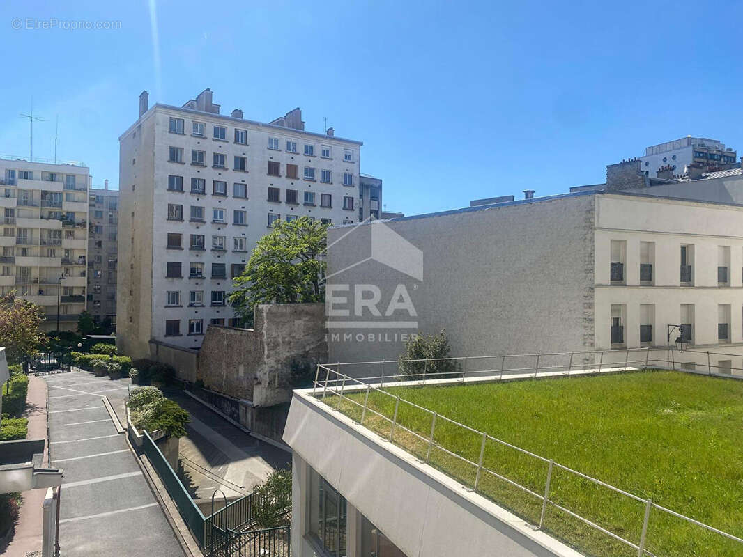 Appartement à PARIS-19E