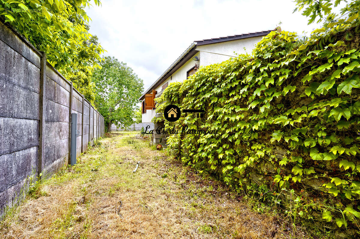 Maison avec terrain seconde ligne  plein sud  emplacement premium cauderan - photo 6