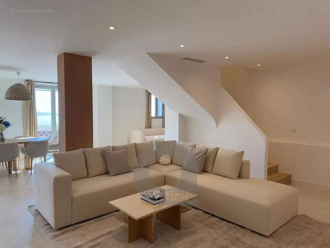 Maison à ROQUEBRUNE-CAP-MARTIN