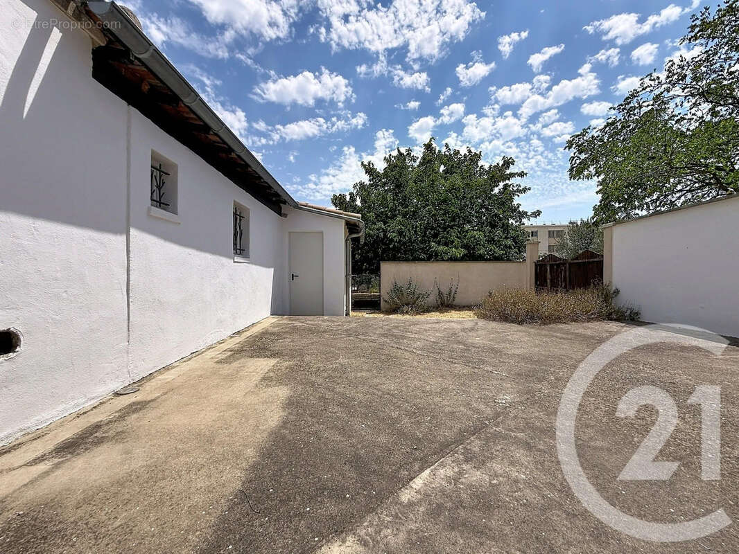Maison 65 m² à Chateaurenard  - photo 5