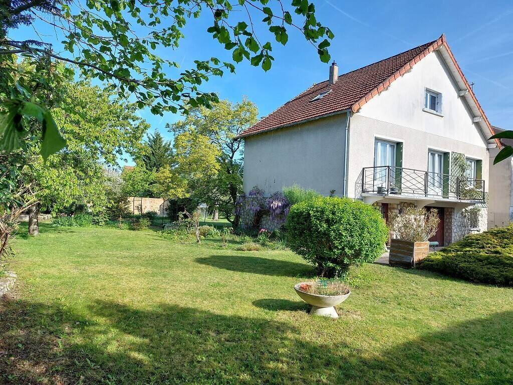 Maison à QUINCY-SOUS-SENART