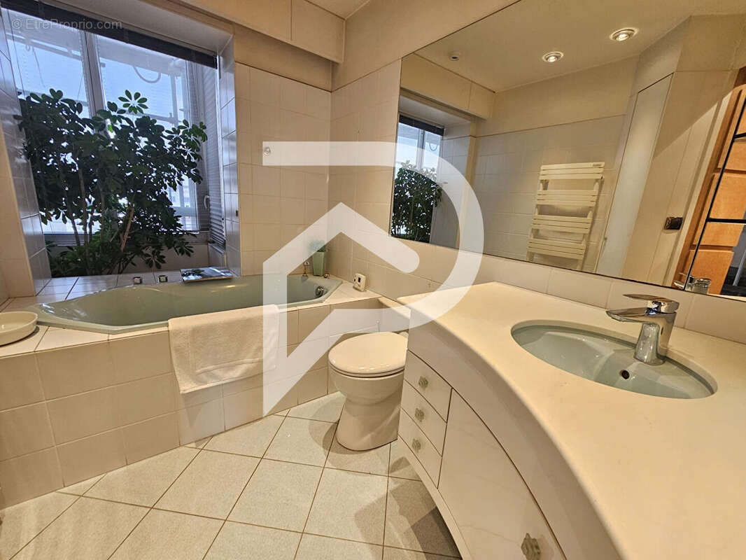 Appartement à SAINT-MAURICE