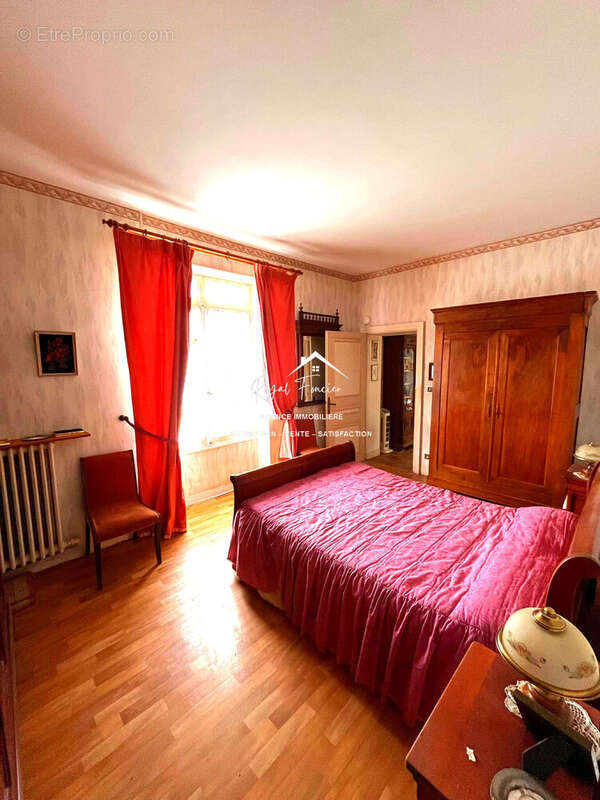 Chambre RDC - Maison à LOCHES