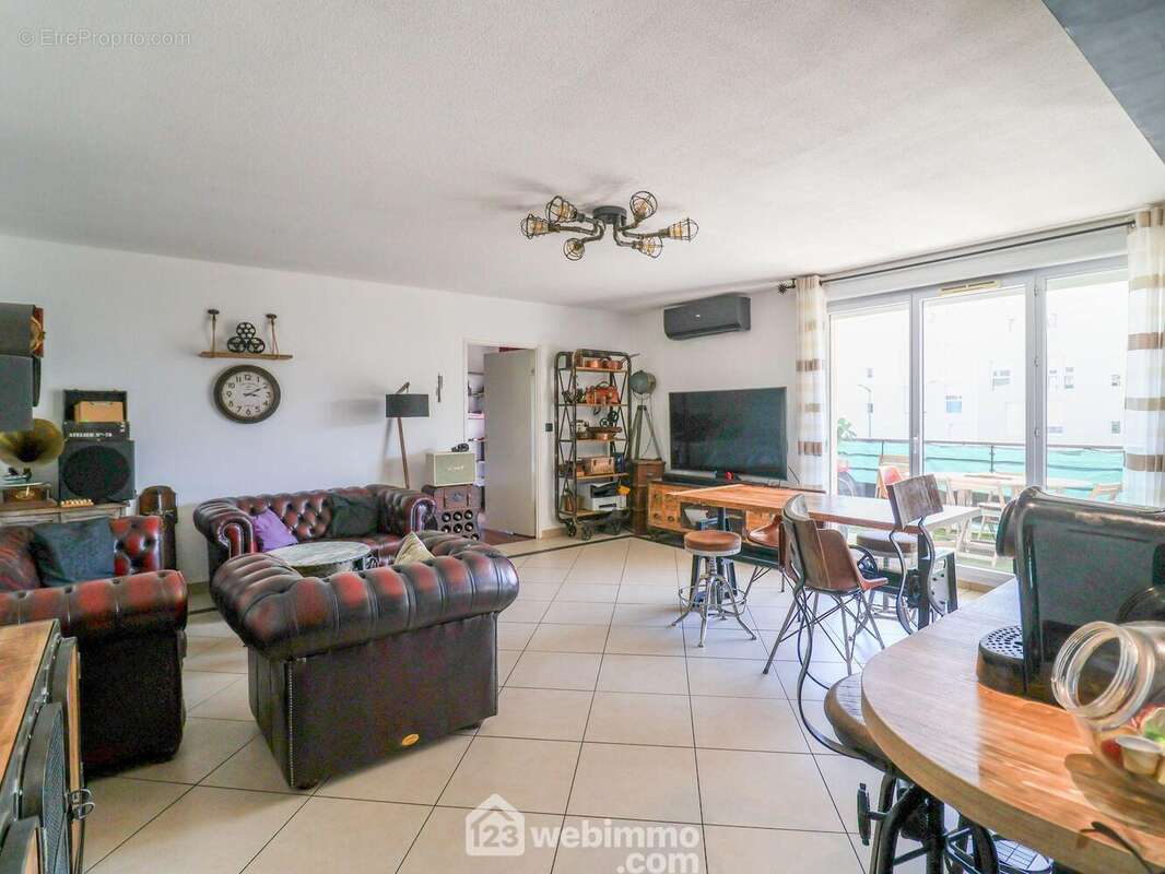 Appartement à MARSEILLE-9E