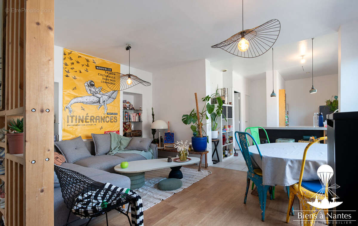A vendre sevremoine local vitrine commerciale- appartement - hangar  - loft - photo 7