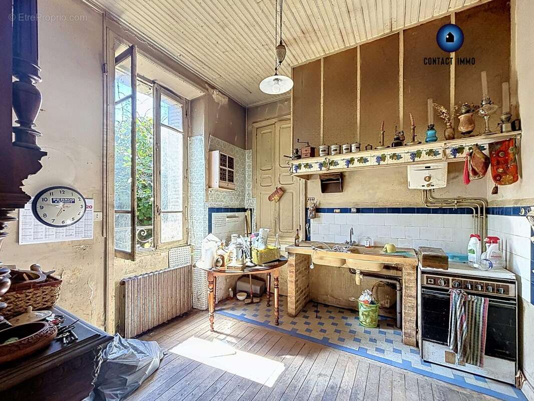 Maison à OBJAT
