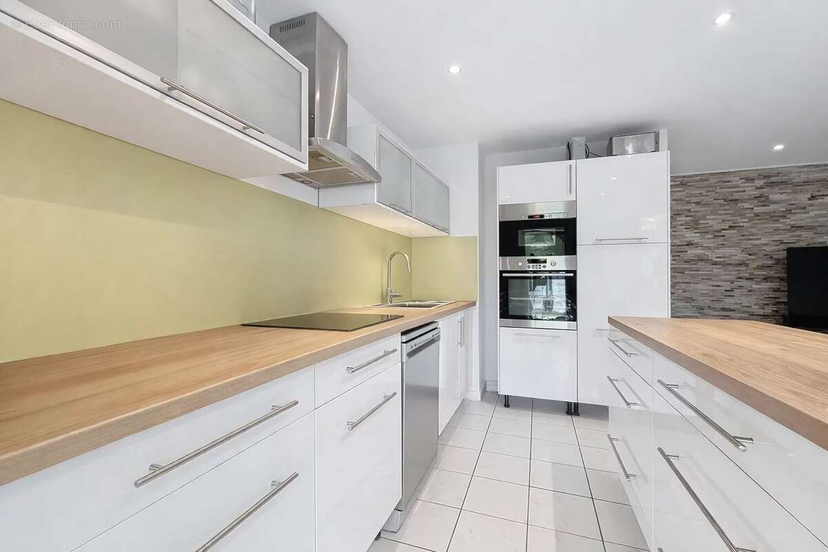Appartement à MARSEILLE-14E