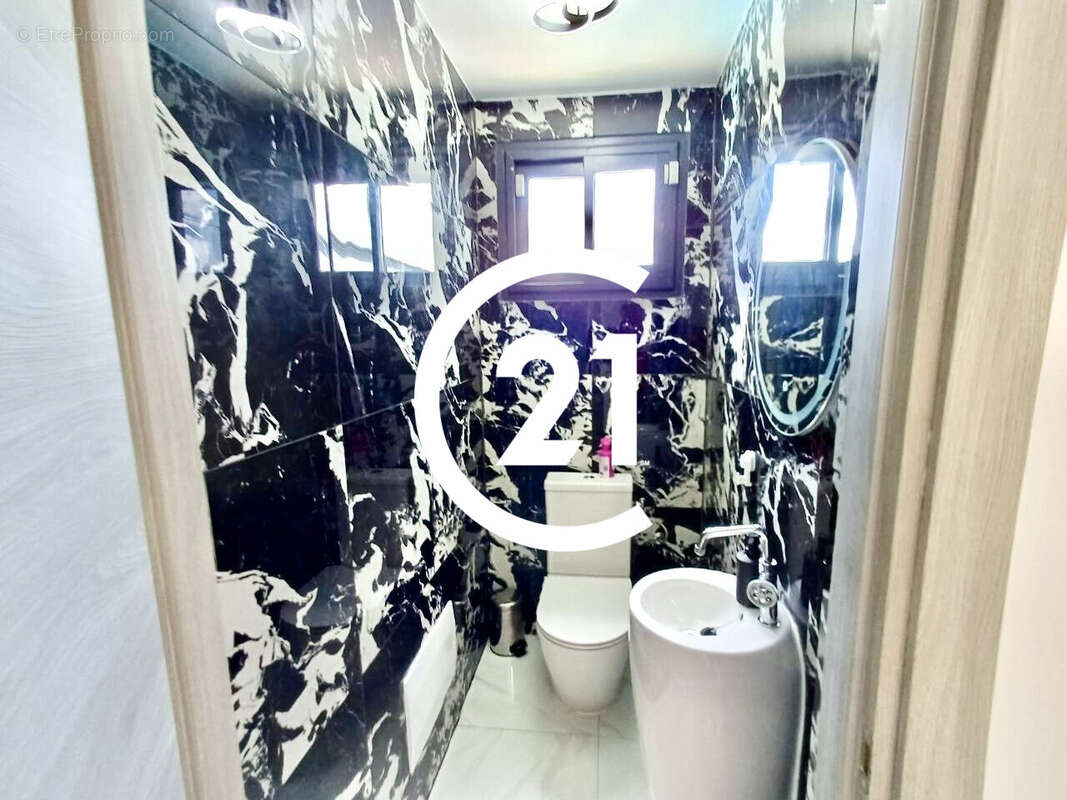 Maison à SCHOELCHER