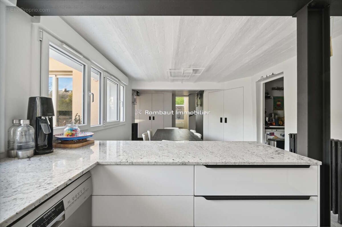 Maison à LA CELLE-SAINT-CLOUD