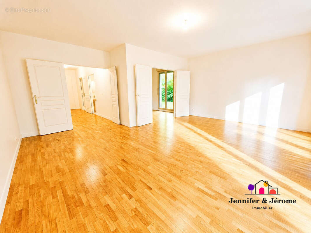 Appartement 126 m² à Montmorency  - photo 2