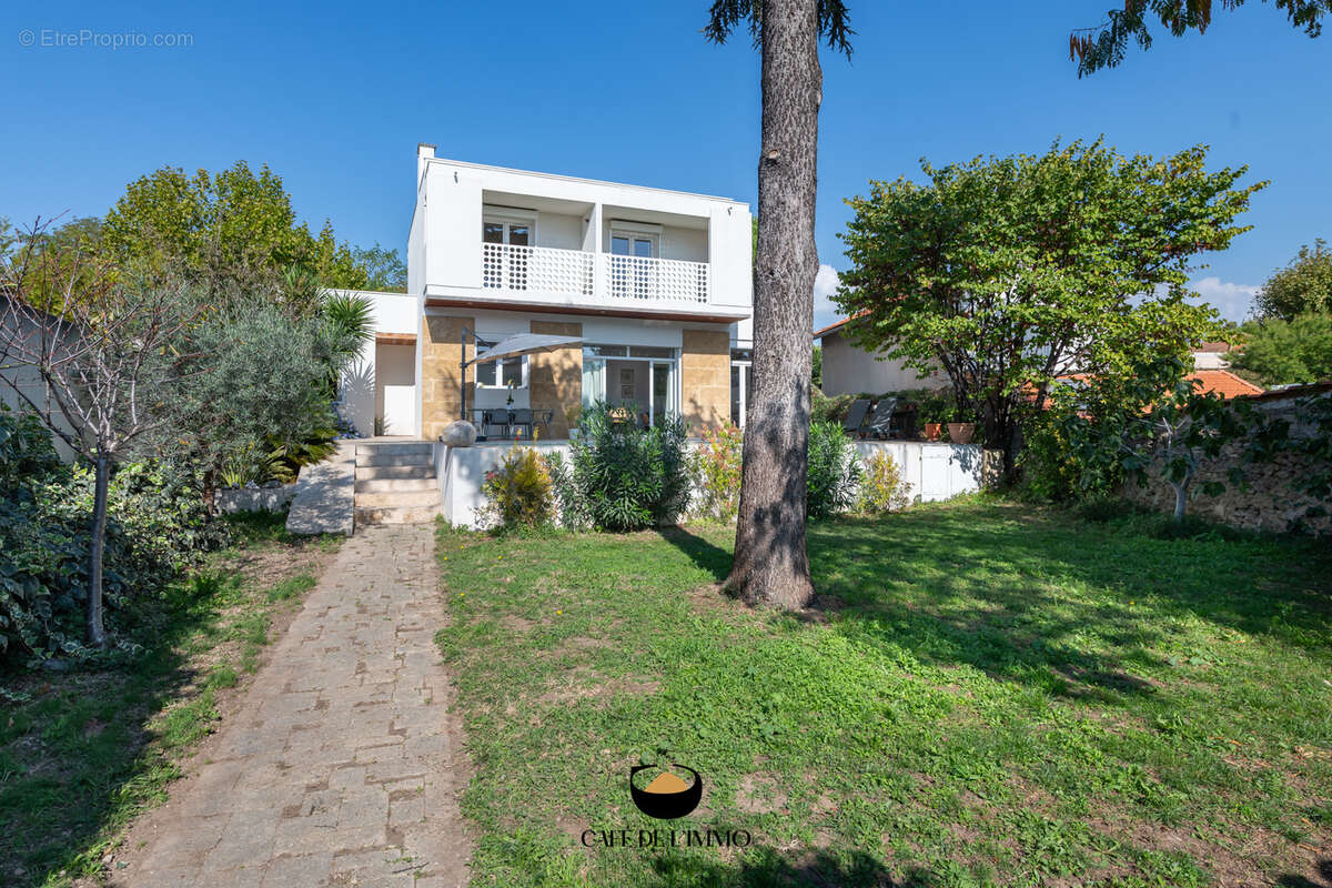 Maison à MARSEILLE-12E