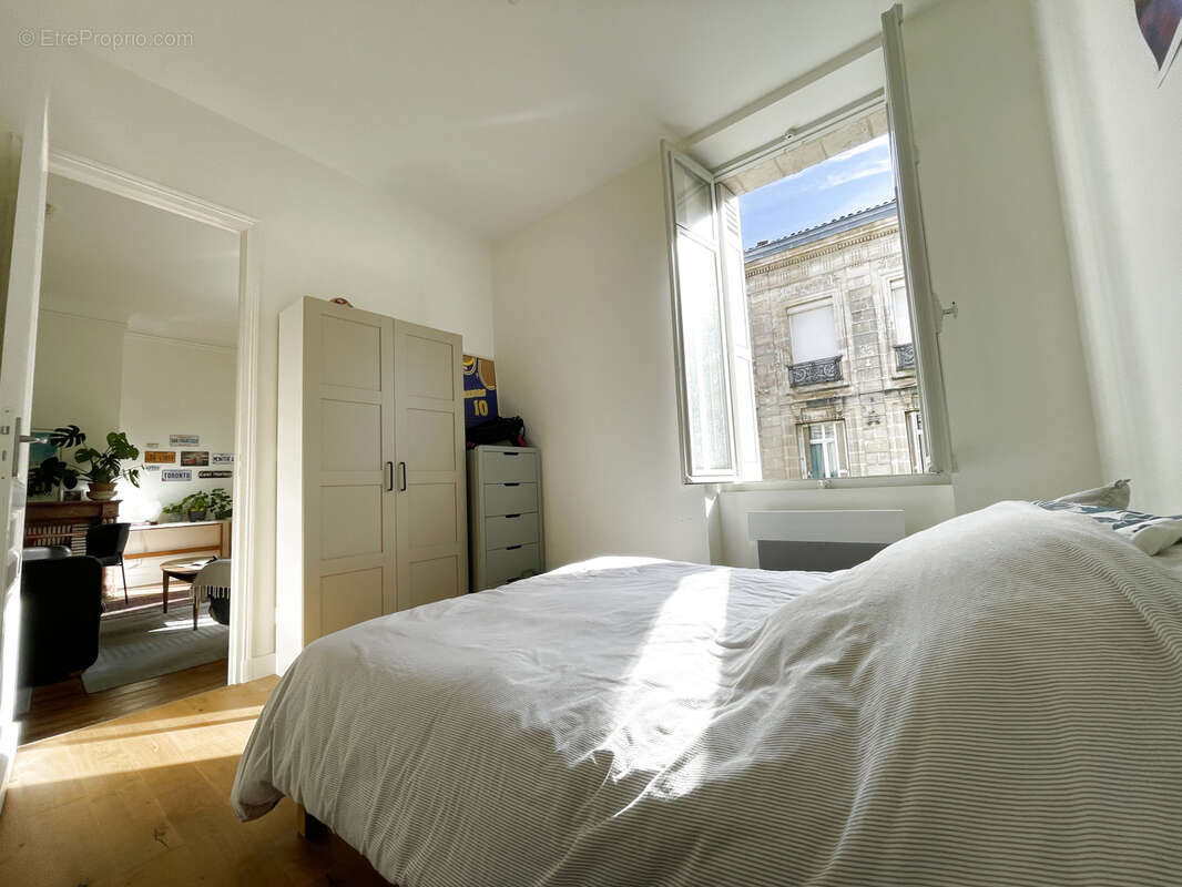 Appartement à BORDEAUX