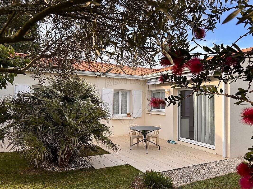 Maison à SAINT-SULPICE-DE-ROYAN