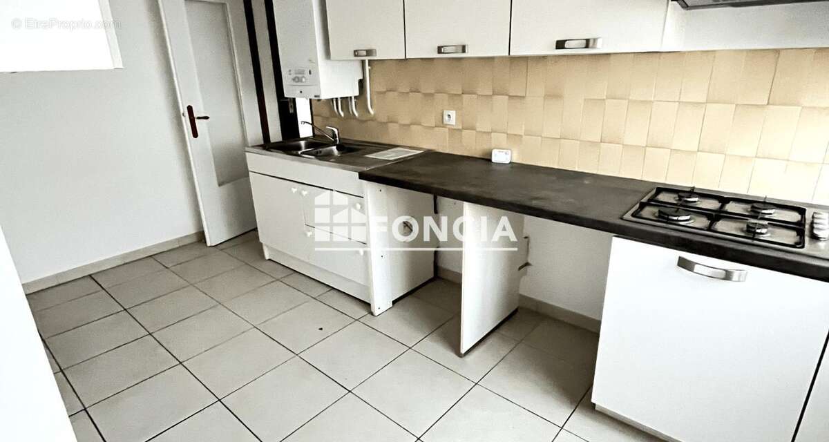 Appartement à LA LONDE-LES-MAURES