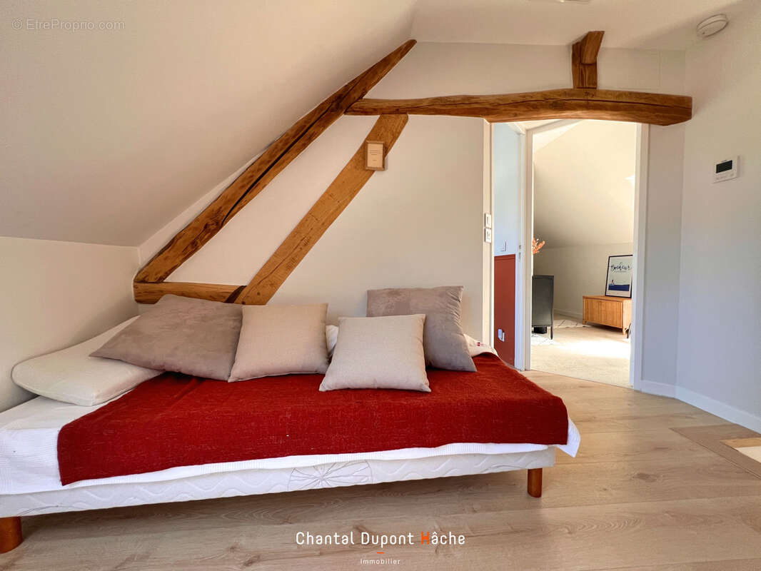 Maison à SAINT-PREST