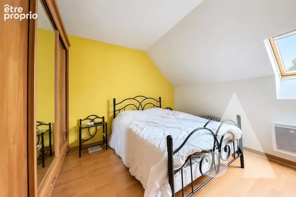 Maison 5 pièces - Beaux volumes - photo 8