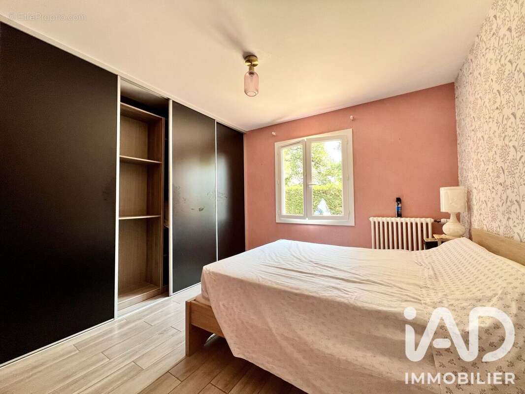Maison 105 m² à Saint-Pantaly-D'excideuil  - photo 9
