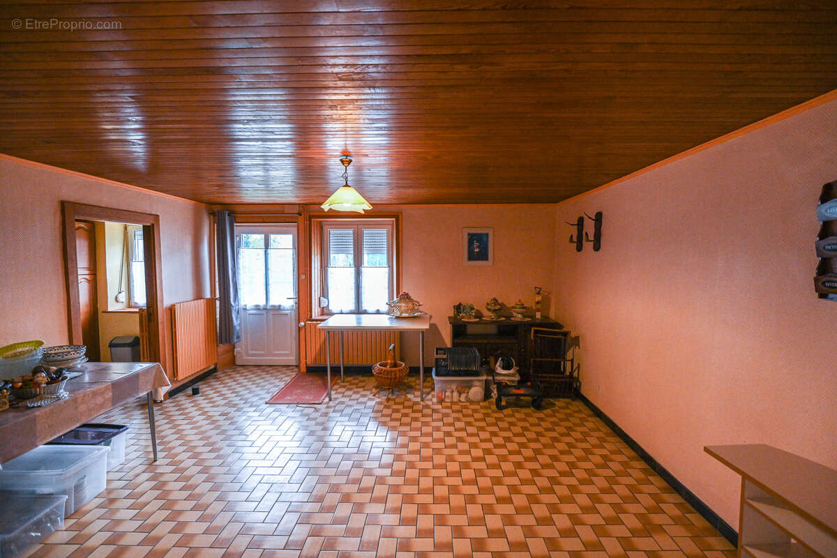 Maison à CHASSEY-LES-MONTBOZON