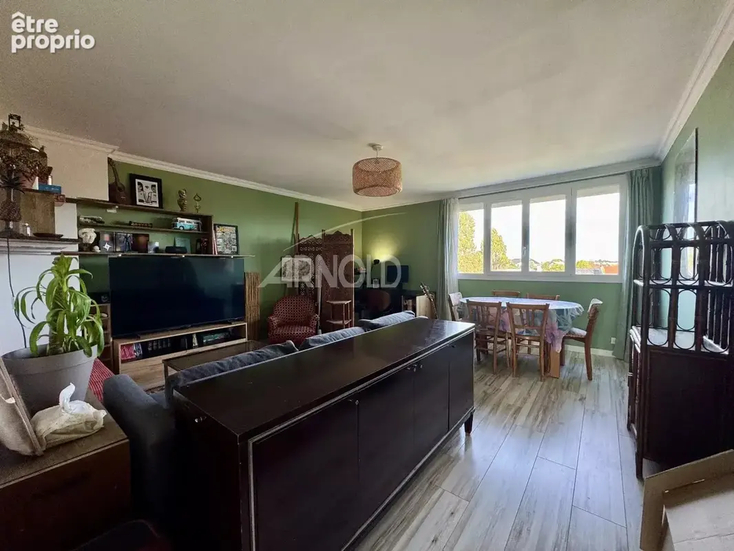 Longchamp / Perverie - Appartement T3 68 m2 - photo 3